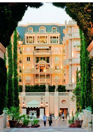 1 Hotel Metropole 酒店